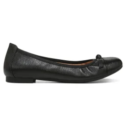Amorie Flat