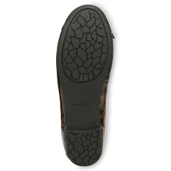 Amorie Flat