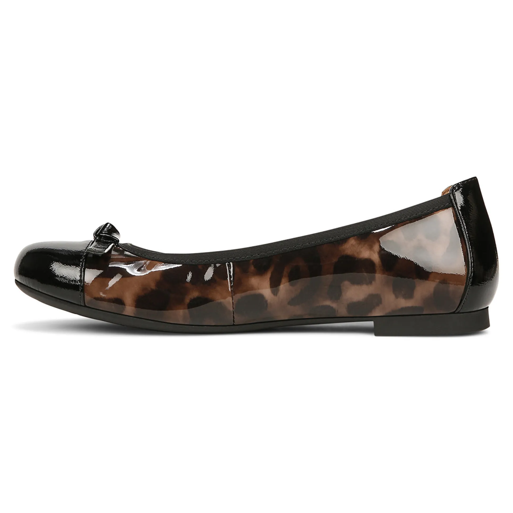Amorie Flat