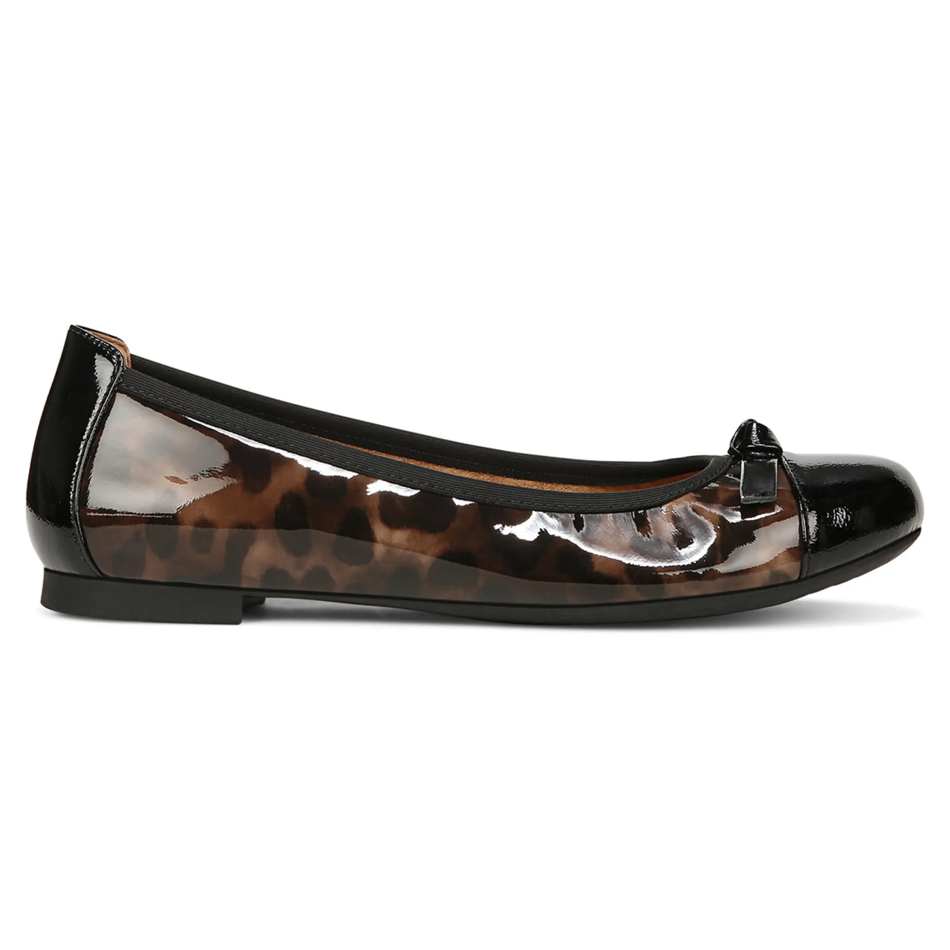 Amorie Flat