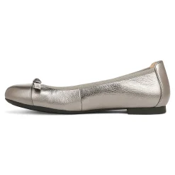 Amorie Flat