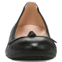 Amorie Flat (Wide)