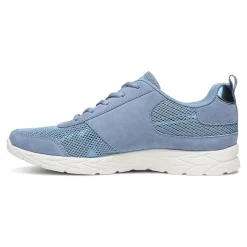 Aviate Sneaker