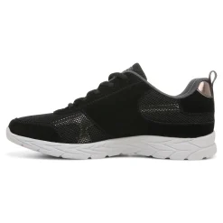 Aviate Sneaker