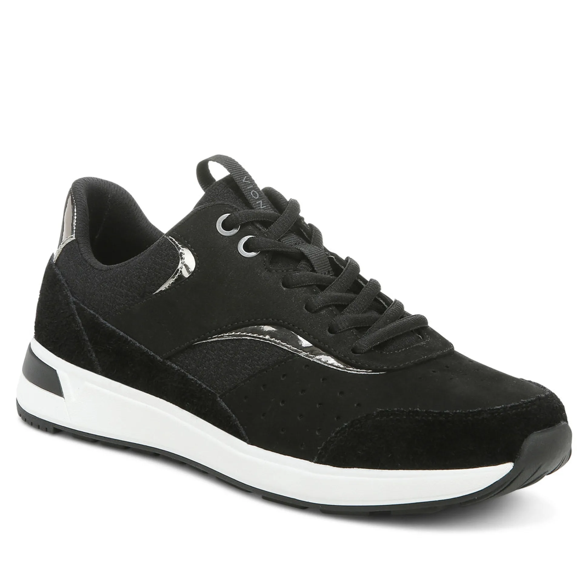 Nova Sneaker