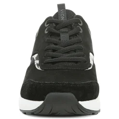 Nova Sneaker