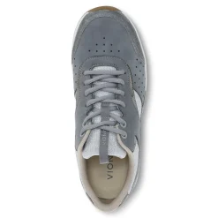 Nova Sneaker